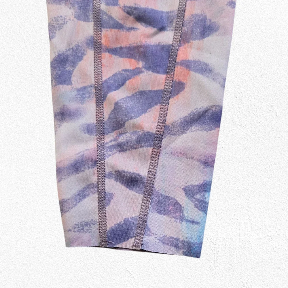Free People Movement Beat The Heat Tiger Print Reversible Leggings Size Medium